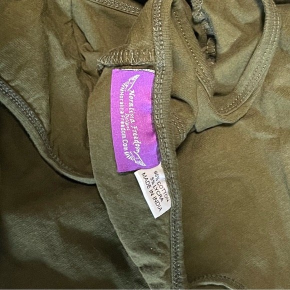 Noralina Freedom Forest Green Shan Hooded Halter Top - Picture 6 of 7